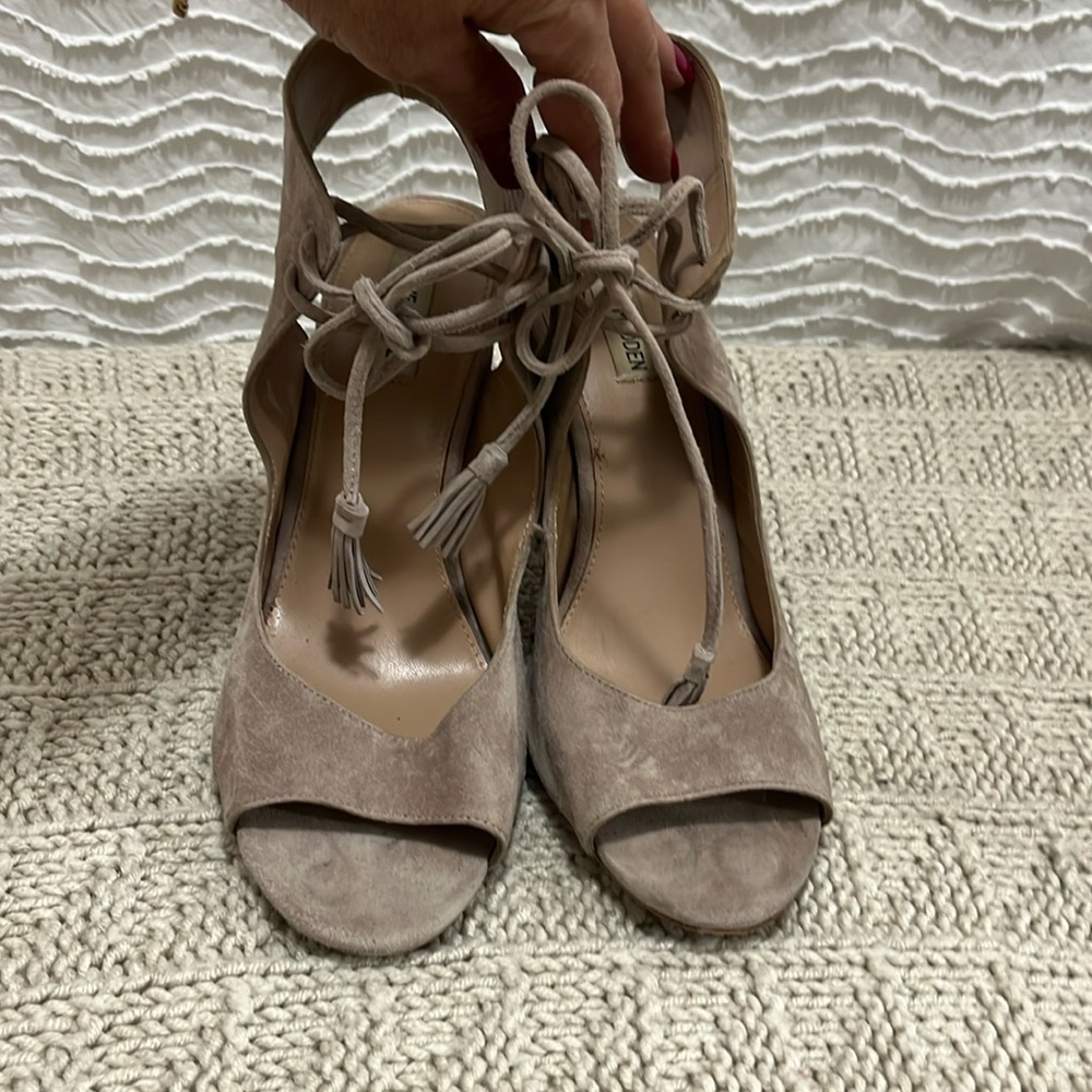Steve Madden suede ‘Charlea’ block heel